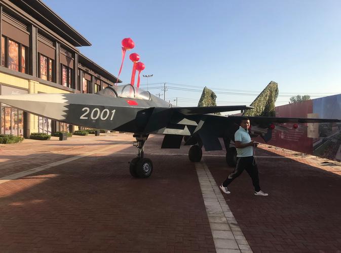 陕西军拓基地军模供应 歼10飞机模型租赁 99坦克模型价格